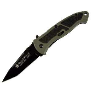 Smith & Wesson SPEC Small Special Ops Knife with MAGIC Assist Open 