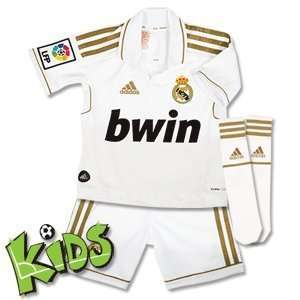  Real Madrid Boys Home Football Kit 2011 12 Sports 