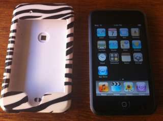 Apple iPod touch 1st Generation (8 GB) with case bundle 0885909221097 