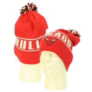  Chicago Bulls Old School Ball Top Winter Knit Hat   Red 