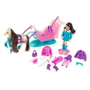   : Polly Pocket Snow Cool Playset   Sleigh Day with Lila: Toys & Games