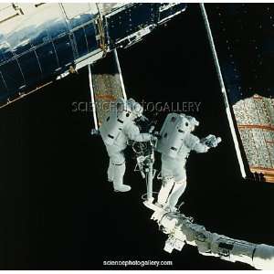   spacewalk to repair Hubble telescope Framed Prints: Home & Kitchen