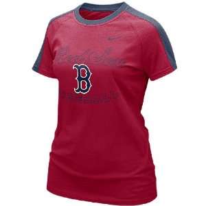  Nike Women?s Boston Red Sox Raglan T Shirt: Sports 