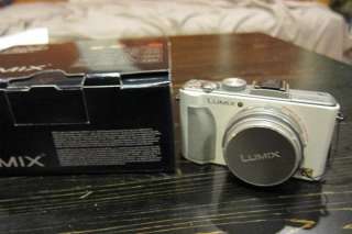 Panasonic LUMIX DMC LX5 10.1 MP Digital Camera   White 885170016187 