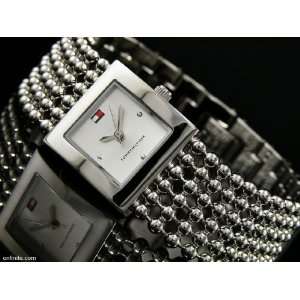  TOMMY HILFIGER %100 AUTHENTIC CHAIN SIGNATURE WATCH 