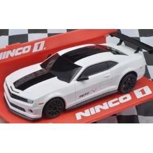   Slot Cars Ninco 1   Chevrolet Camaro SSX (55052): Toys & Games