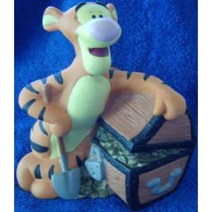  Tigger and Treasure Chest Bank   Winnie The Pooh 