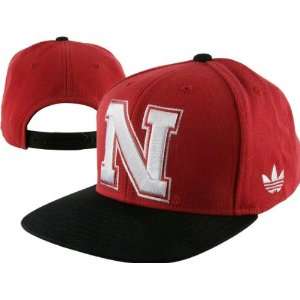   Nebraska Cornhuskers adidas Two Tone Snapback Hat: Sports & Outdoors