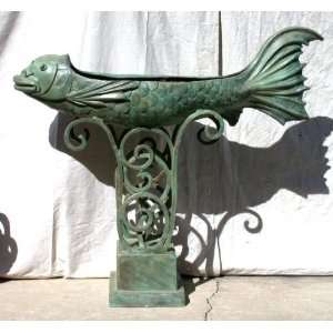    Metropolitan Galleries SRB992343 Fish Urn Bronze: Home & Kitchen