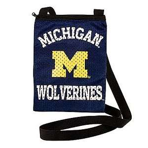  Michigan Wolverines Game Day Pouch
