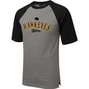  Iowa Hawkeyes Youth Grey Double Header T Shirt: Sports 