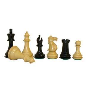  and Natural Boxwood Majestic Chessmen with 4in King