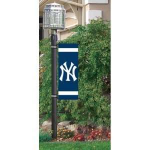    MLB New York Yankees Post Banner Flag Patio, Lawn & Garden