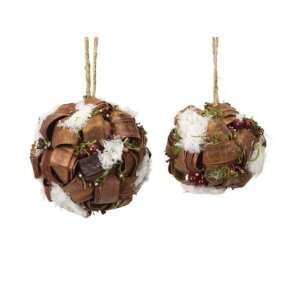   Lodge Moss and Rattan Berry Christmas Ball Ornaments: Home & Kitchen