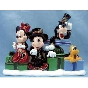  6.75 Disney Mickey Mouse & Friends Cloisenne Christmas 