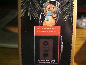 1993 Hallmark MESSAGES OF CHRISTMAS Recorder Ornament  