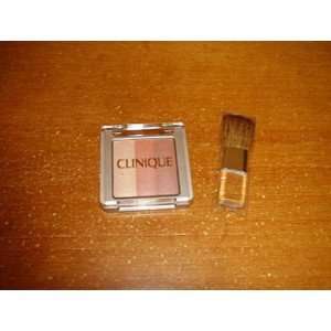  Clinique Shimmering Stripes powder blusher 01 peony 