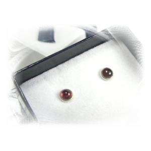  Silver Peace(TM) Gemstone Stud Earrings   Garnet Jewelry