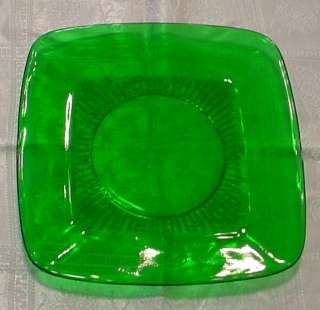 Vintage Anchor Hocking forest green square plate.Plate is 8 1/4 in 