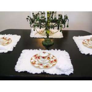   White Linen Placemats Set of 4 (With Frayed Ruffle) 