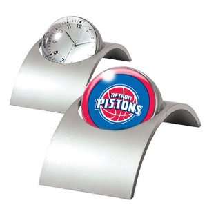  Detroit Pistons NBA Spinning Desk Clock
