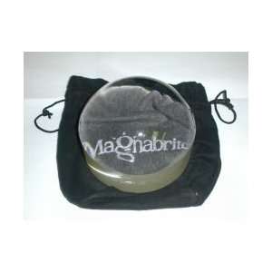  4x Light Gathering Globe Magnifier   3 diameter Office 