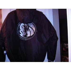   Mavericks NBA Embroidered Logo Hooded UNK Jacket: Sports & Outdoors