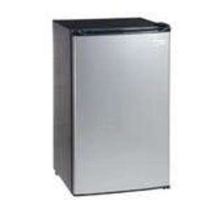 Magic Chef 3.6 Cubic Foot Refrigerator, Stainless and Black MCBR360S 