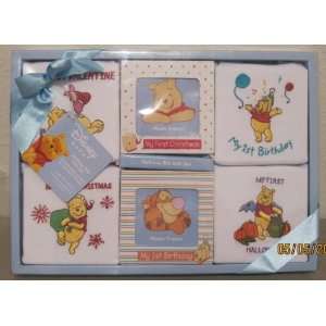    Winnie The Pooh Holiday Gift Set 4 Bibs + 2 Photo Frames Baby