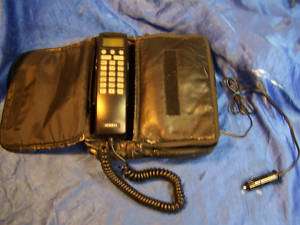 UNIDEN MOBILE CAR BAG CELL PHONE CP1900A VINTAGE  