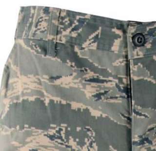 cargo pockets have security flaps and two hidden buttons reinforced 