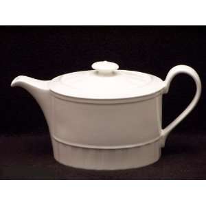  Wedgwood Colosseum #501530 Tea Pot: Kitchen & Dining