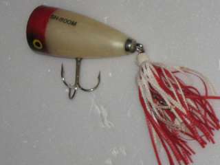 VINTAGE LUCKY DAY SH BOOM MINNESOTA POPPER RED WH LURE  