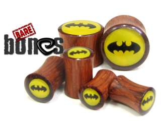 Ear Gauge 5/8Pair Blood Wood Organic Body Jewelry Batman Plugs Gauges 