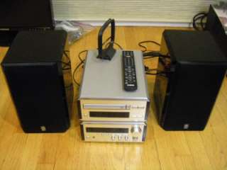 Yamaha Compact Desktop Stereo System CDX E100 RX E100 with 2 Bookshelf 