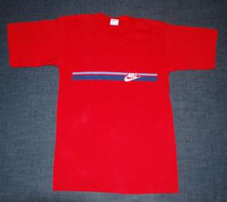 VINTAGE RED STRIPED NIKE T  SHIRT 1970S S  