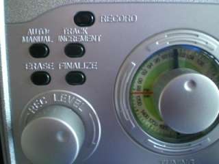   Stereo Turntable Cassette AM/FM CD Recorder Black Model 9295  
