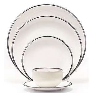  Wedgwood Plato Platinum Tea Pot Serveware