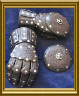 One pair of Gothic Wisby Finger Gauntlets