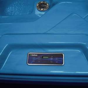TITAN APOLLO 7 PERSON HOT TUB SPA WITH 7 LED LIGHTS AND STEREO SYSTEM 