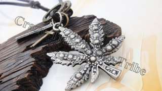   charm Beautiful Maple Leaf pendant Genuine leather necklace  
