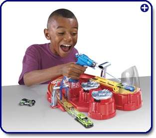 US: Toys & Games   Hot Wheels Color Shifters Color Blaster Playset