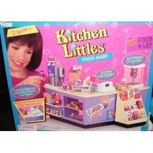    Tyco Barbie Kitchen Littles Food Mart 1996 (Retired) Toys & Games